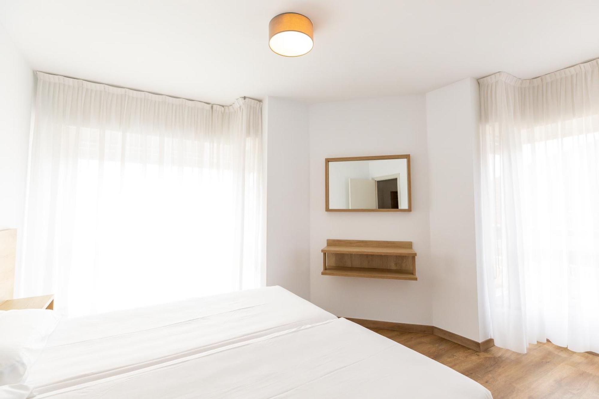 Apartamentos Regollera Premium Con Garaje Noja Exterior foto