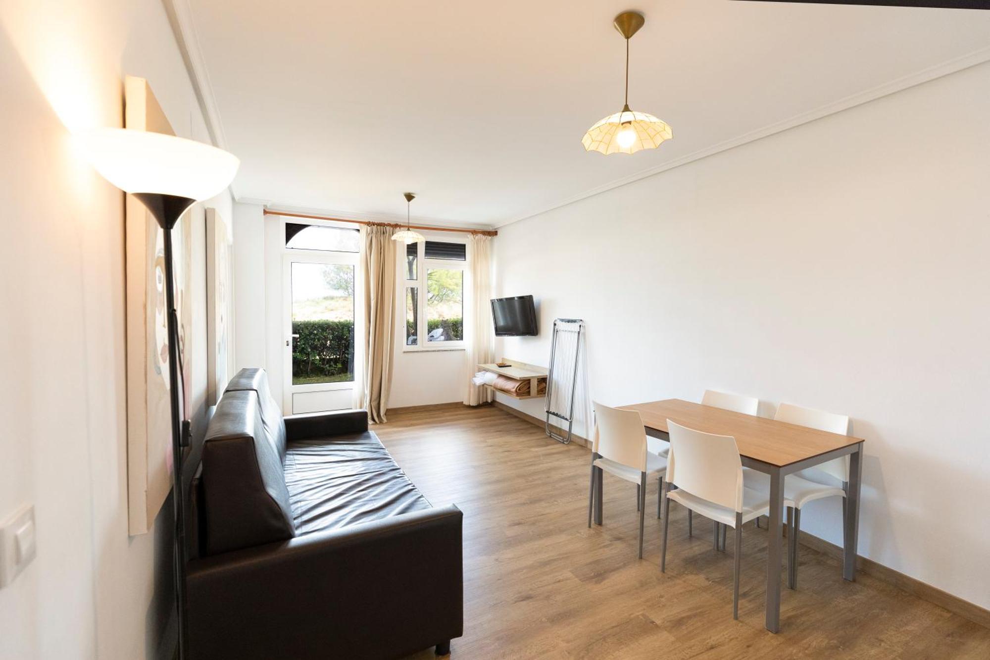 Apartamentos Regollera Premium Con Garaje Noja Exterior foto